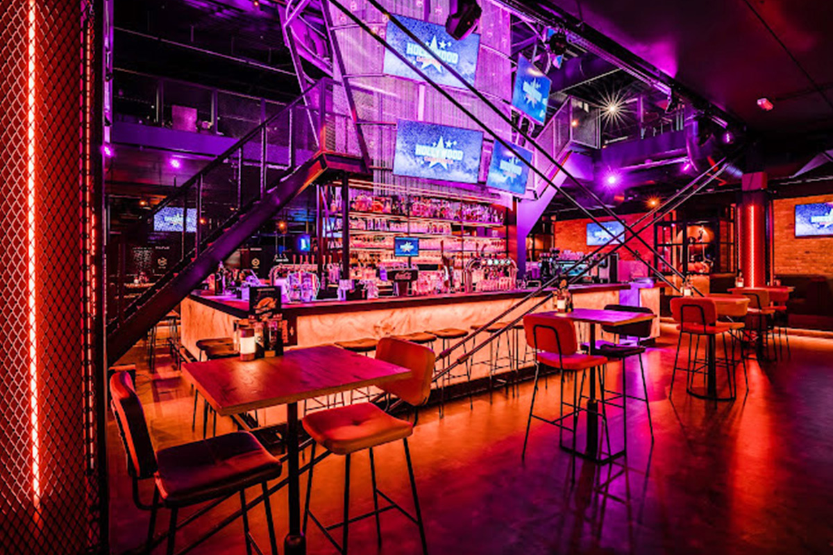 Hollywood Sportsbar Actieprijs € 23,50 (22) Tripper.nl