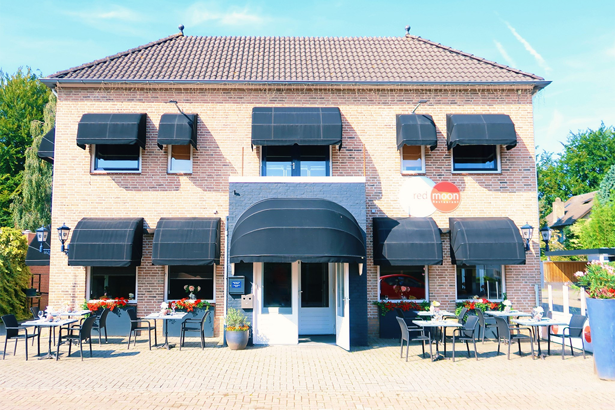 Red Moon Veldhoven Actieprijs € 28,50 (22) Tripper.nl